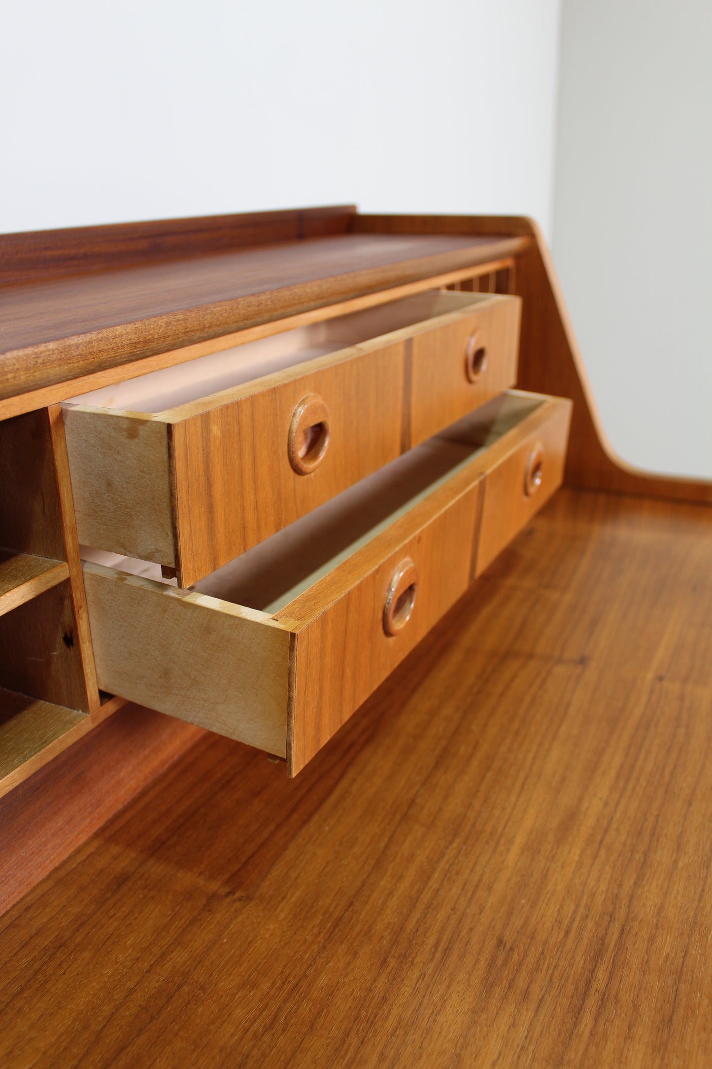 Sekretär, Frisiertisch und Schrank im dänischen Vintage-Design – 1960er Jahre
