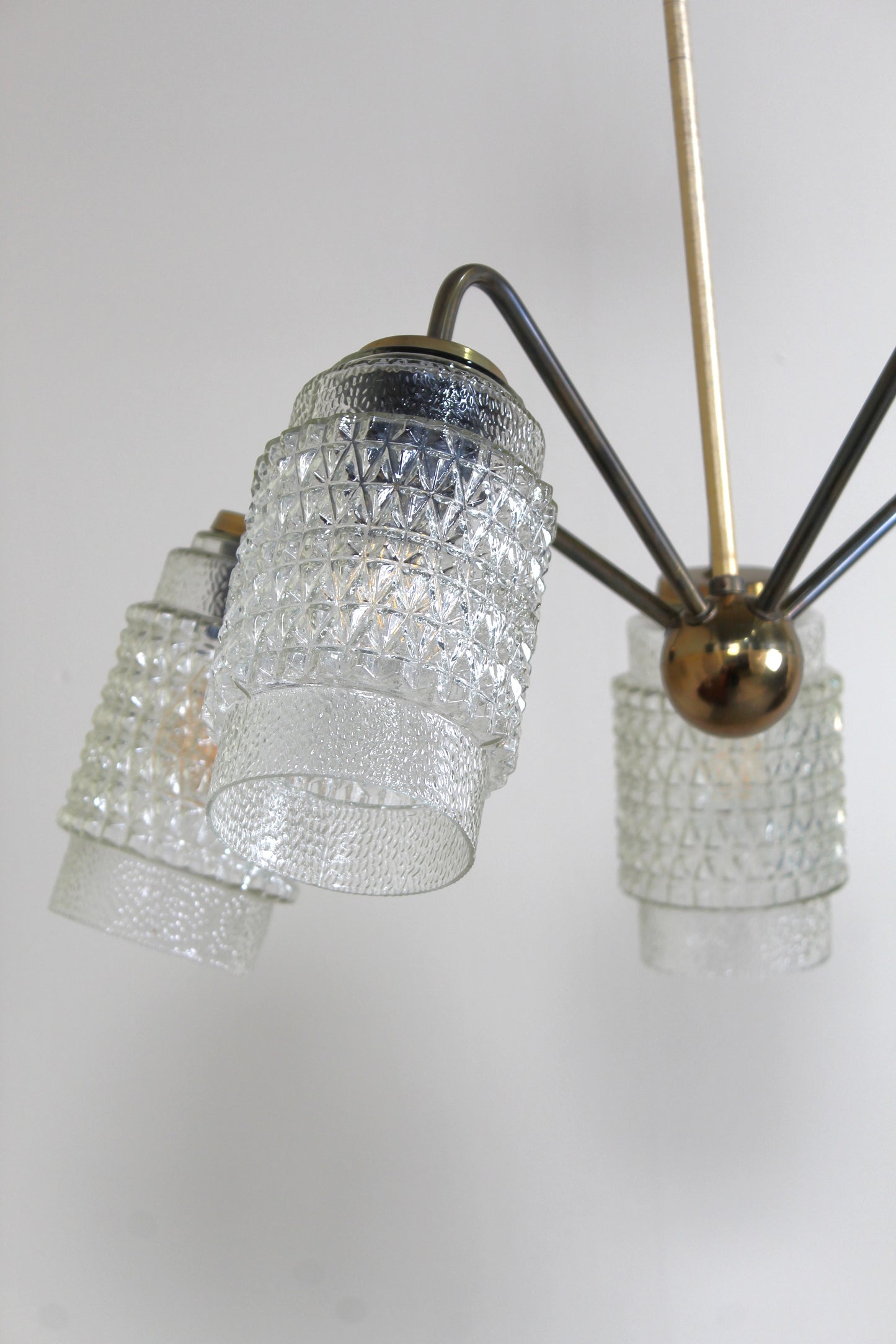 Vintage plafondlamp, kroonluchter - jaren '60, messing, glas