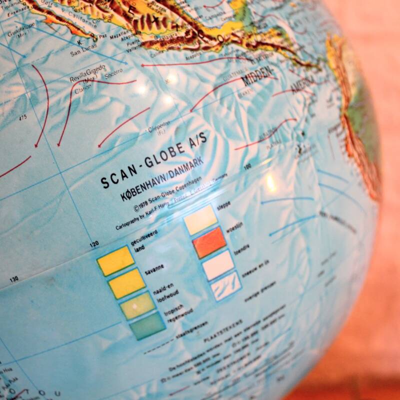 Vintage wereldbol, globe met licht