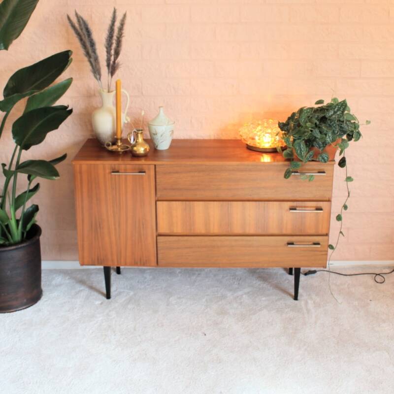 Vintage sideboard/dresser