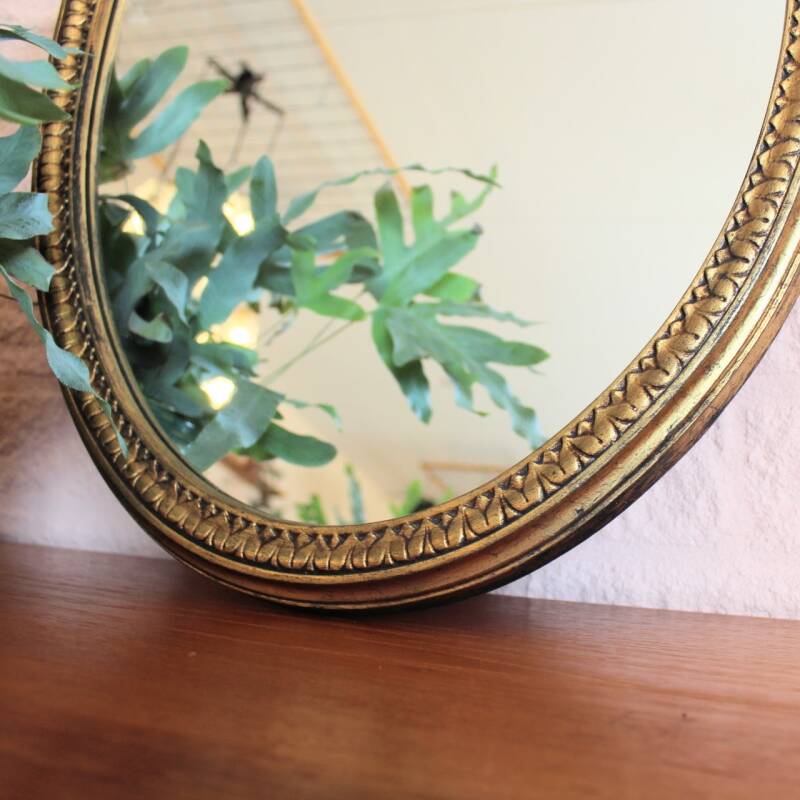 Vintage bow mirror