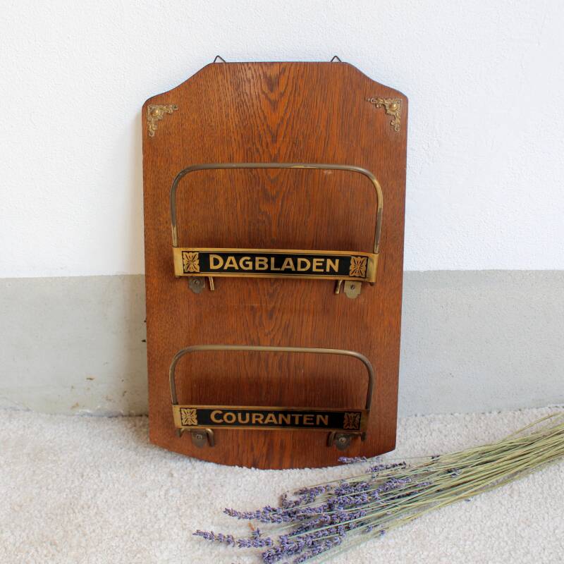 Vintage reading wall rack
