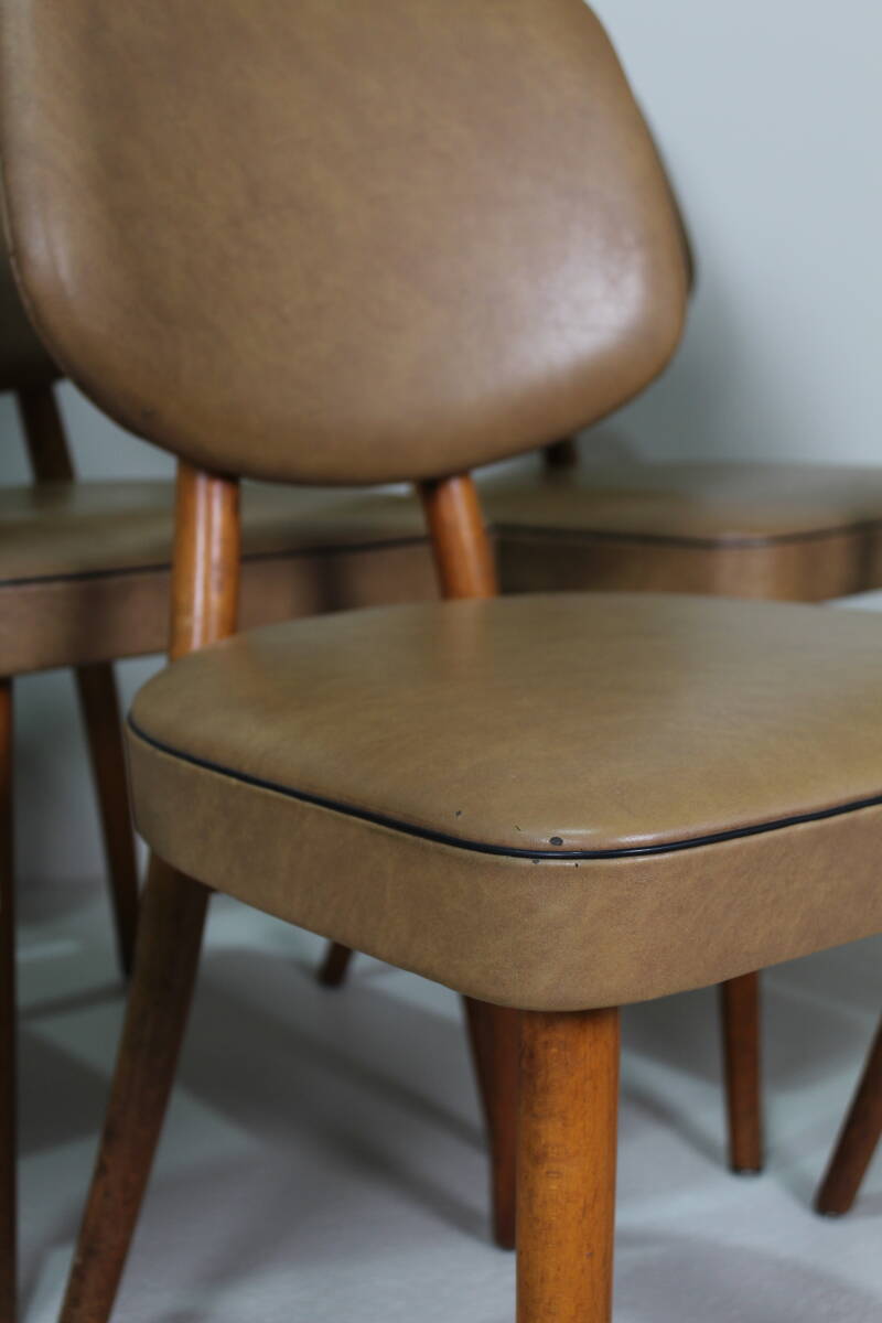 6x Vintage Esszimmerstühle – 60er Jahre, Kunstleder | 01402