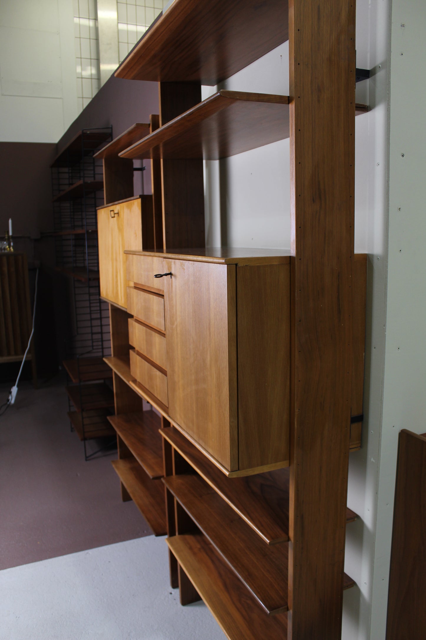 Vintage design wandkast boekenkast 2