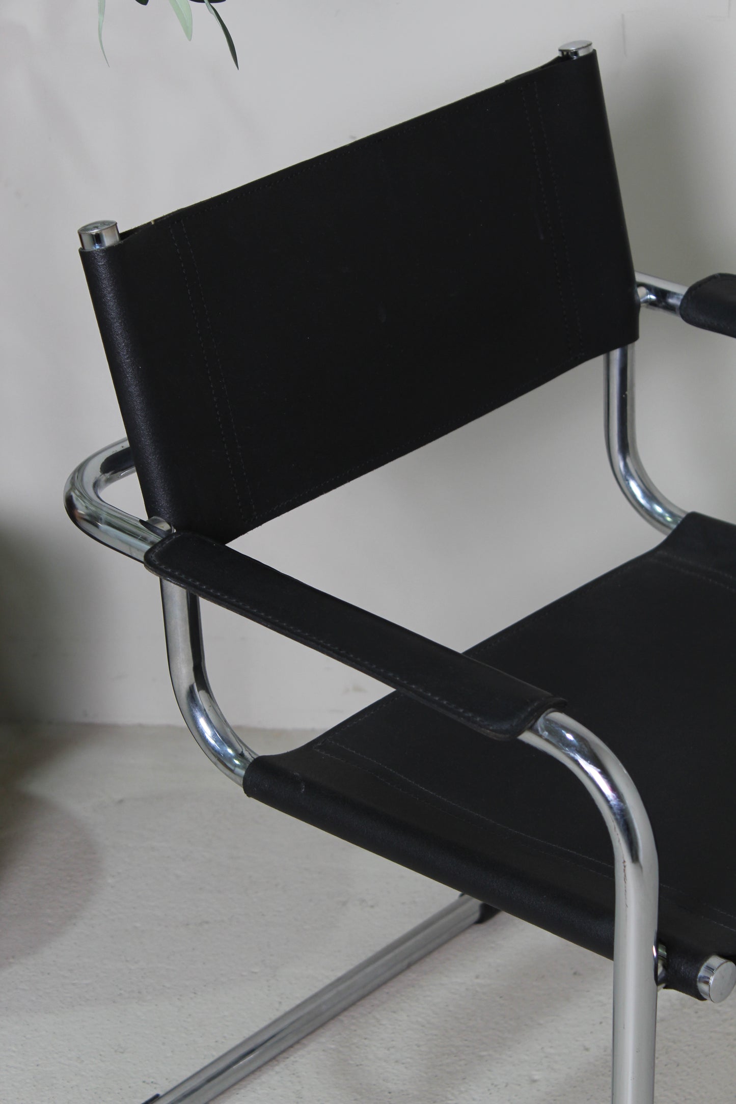 Buisframe design stoel Mart Stam