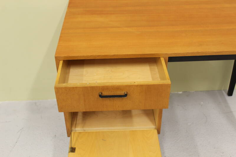 Vintage bureau