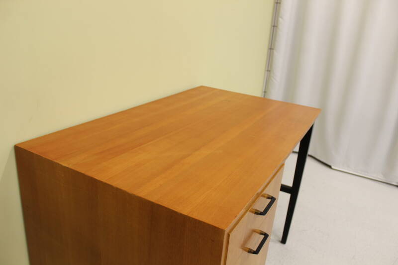 Vintage bureau