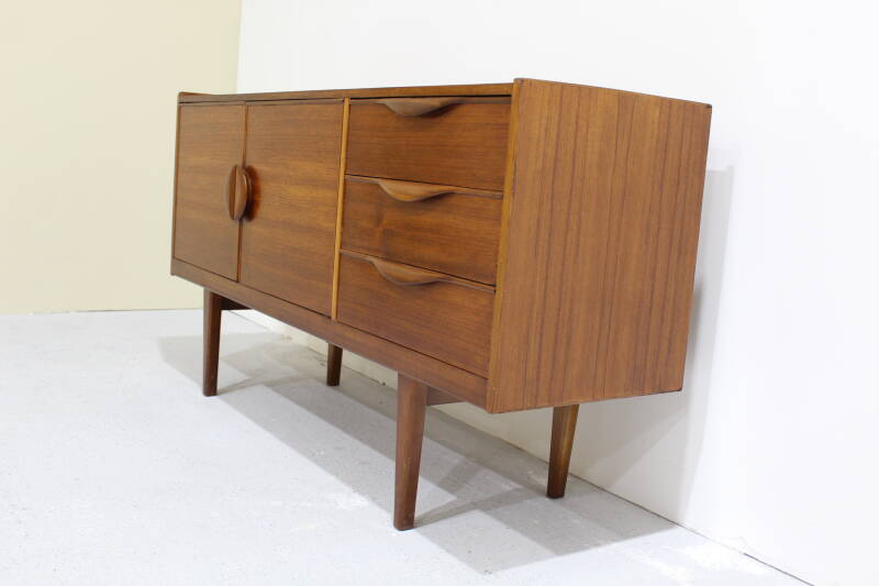 Vintage Brits design dressoir - jaren '60 | 01101