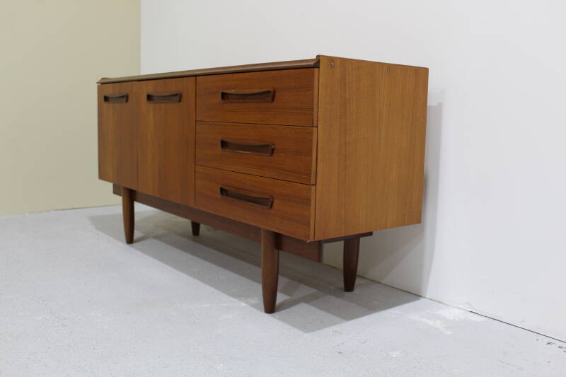 Vintage Brits design dressoir - jaren '60 | 01100