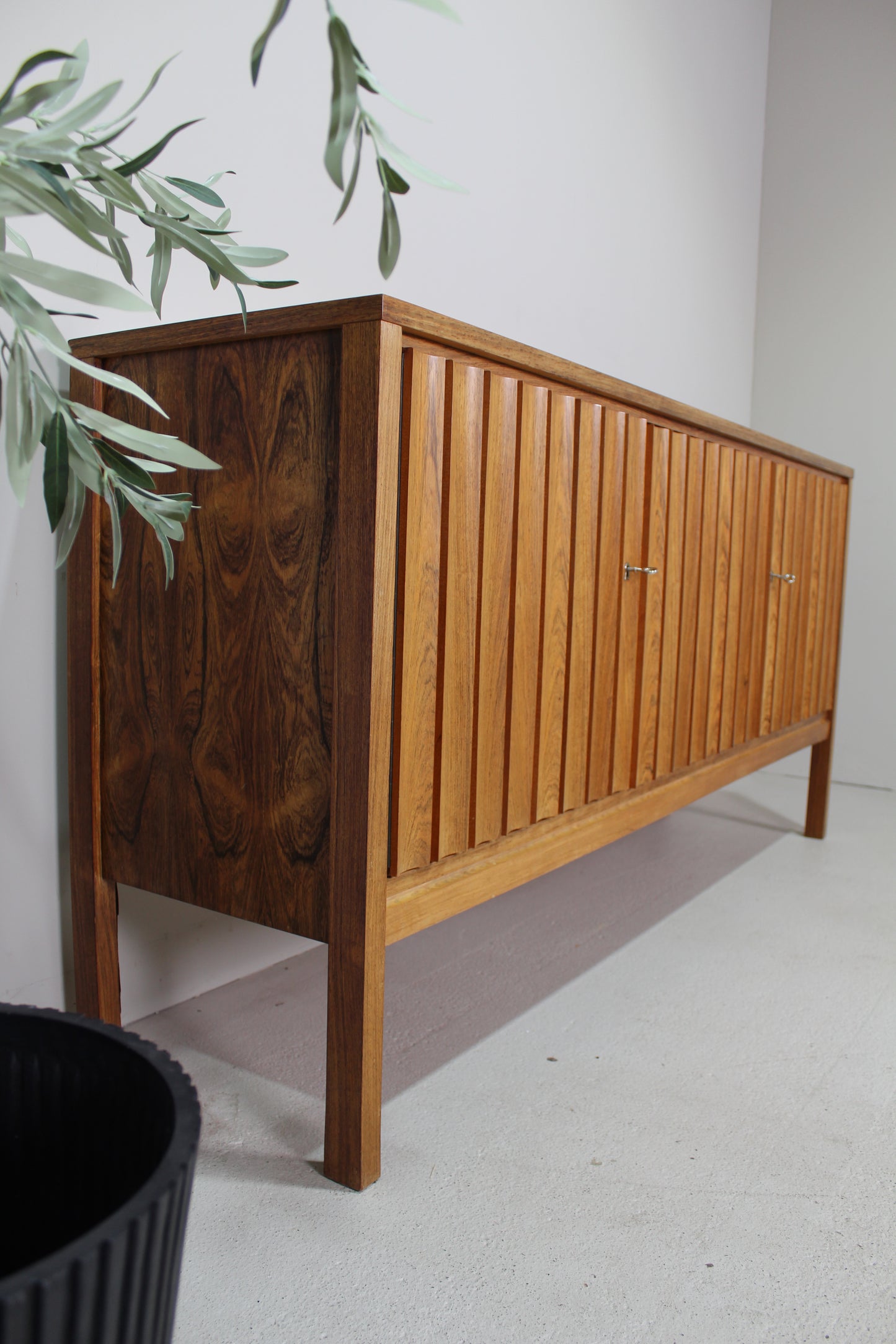 Vintage design sideboard, dressoir Leo Bub