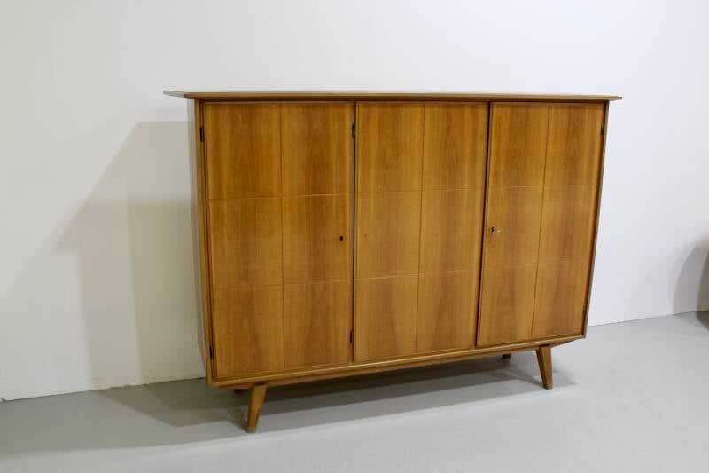 Vintage kast, linnenkast, kledingkast, spelletjeskast - jaren '50 | 01192