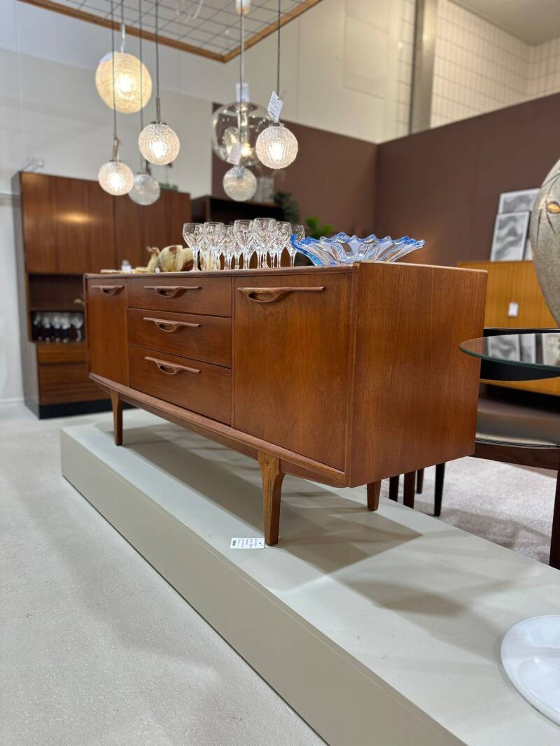 Sideboard im Vintage-Design, Anrichte - Jentique | 01370