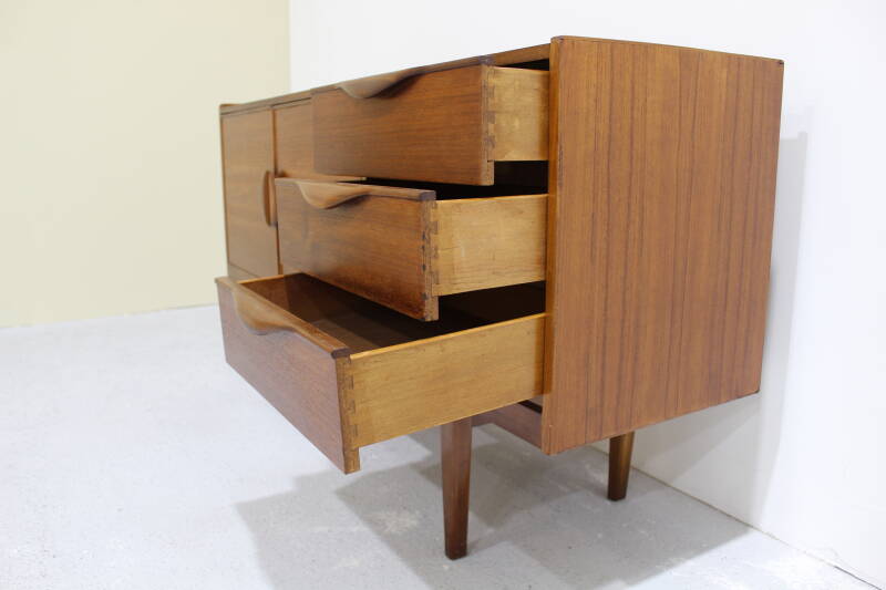 Vintage Brits design dressoir - jaren '60 | 01101