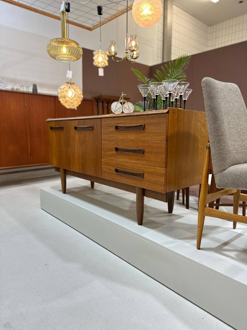 Vintage Brits design dressoir - jaren '60 | 01100
