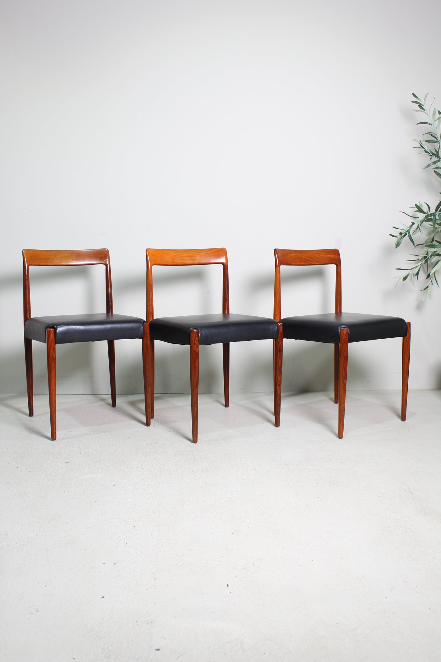3x Vintage design eetkamerstoelen Lübke