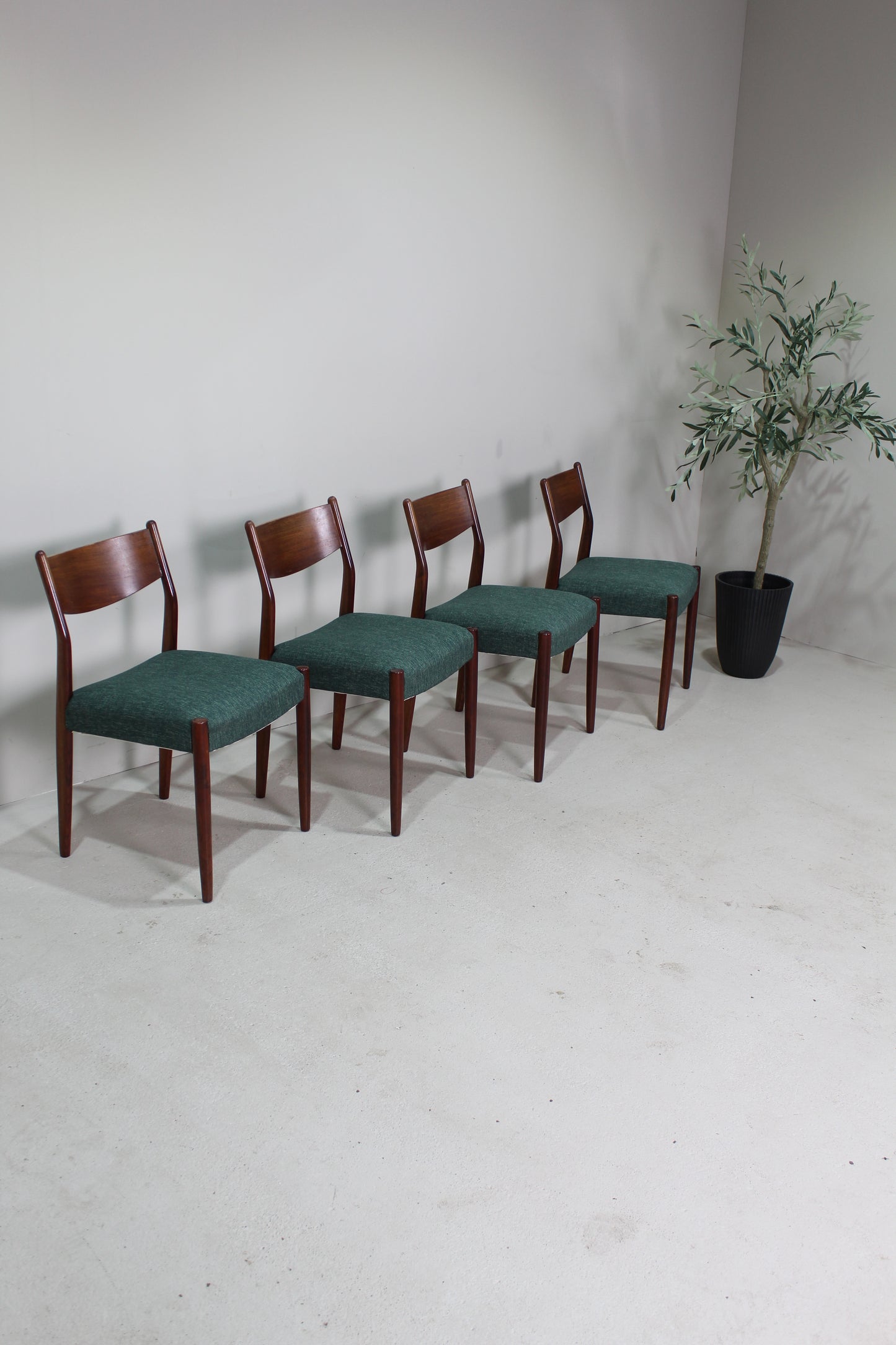 4x Vintage eetkamerstoelen - jaren '60 groen