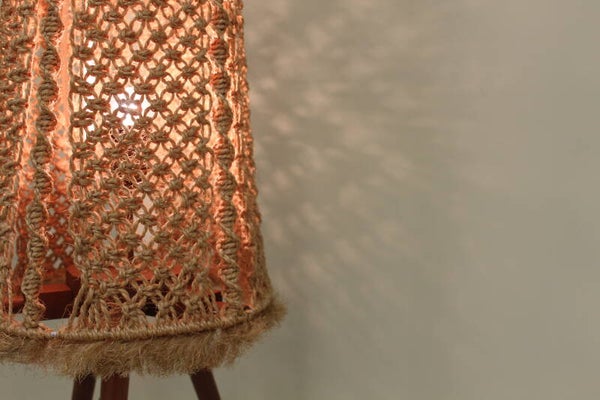 Vintage Stehlampe, Makramee