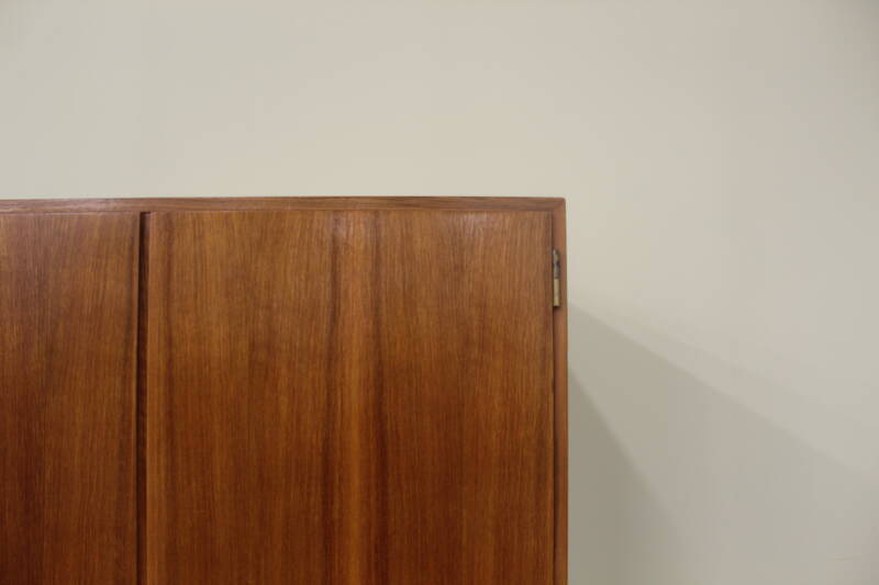 Vintage Kleiderschrank, Kleiderschrank
