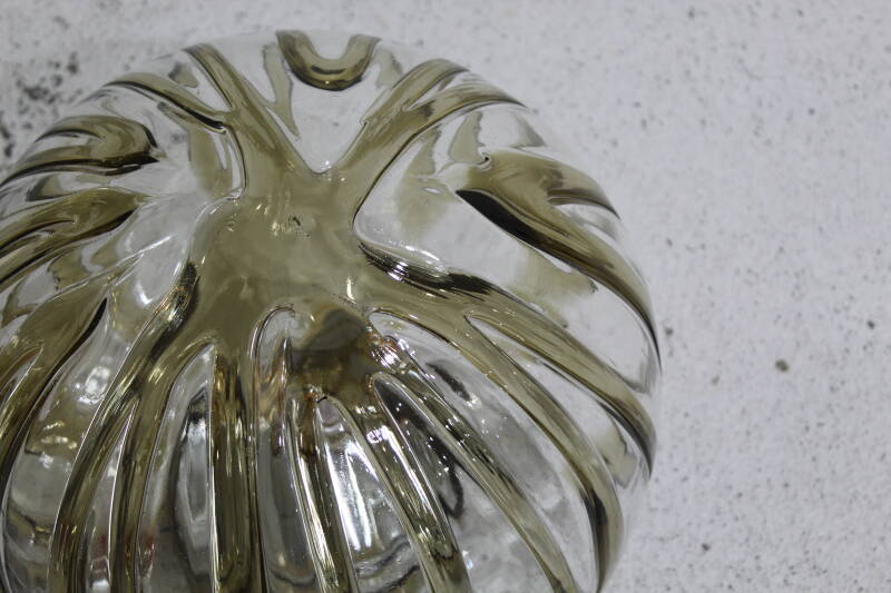 Vintage wandlamp, plafondlamp - messing, rookglas | 01092