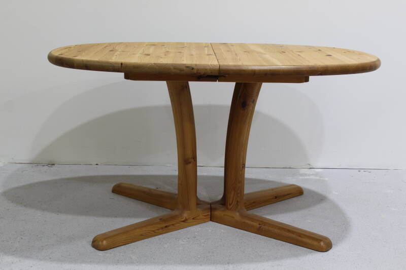 Vintage Danish Design dining table, extendable - Dyrlund pine wood | 00992