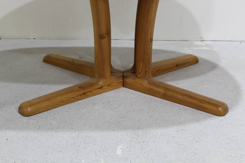 Vintage Danish Design dining table, extendable - Dyrlund pine wood | 00992