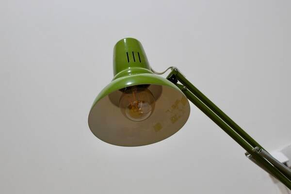 Vintage groene bureaulamp, architectenlamp – LEDU, jaren ’70 | 01137