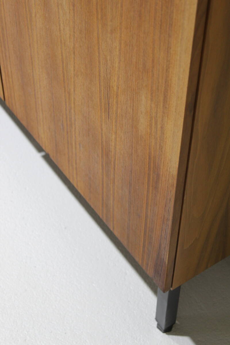 Vintage Schrank, Wäscheschrank, Garderobe, Spieleschrank - 60er | 01334