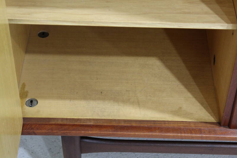 Vintage Design highboard, cupboard - Heinrich Rietsenpatt | 01056