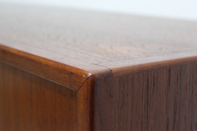 Vintage Design highboard, cupboard - Heinrich Rietsenpatt | 01056
