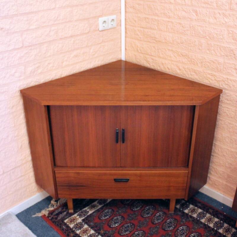 Vintage hoekkast, audiomeubel