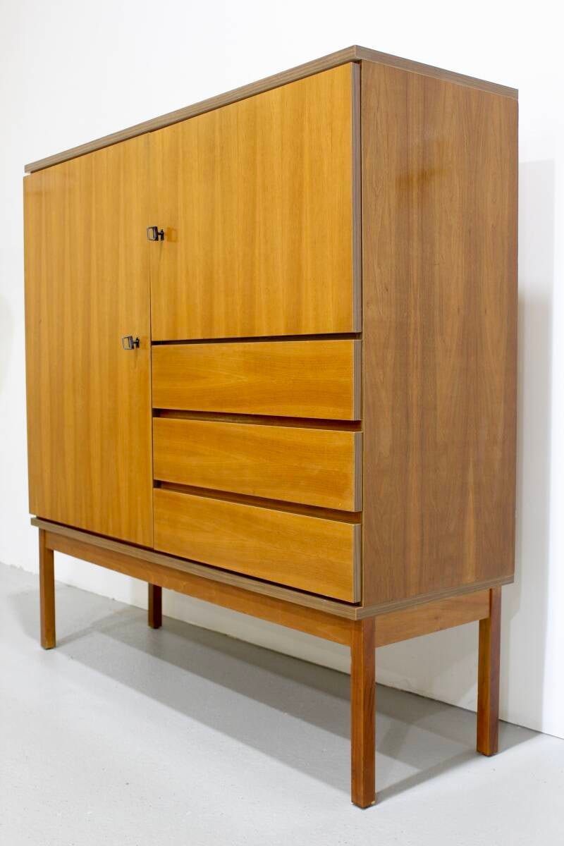 Vintage hoge kast, dicht - jaren '70 | 01255