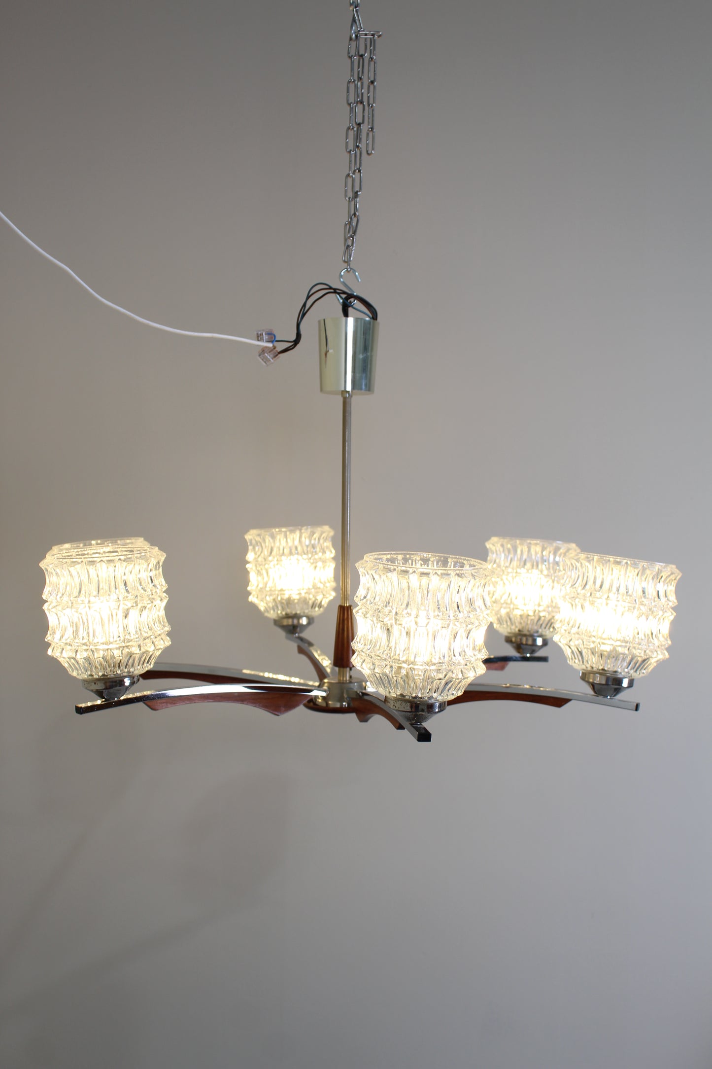 Vintage Deckenlampe, Kronleuchter - 60er Jahre, Holz, Glas