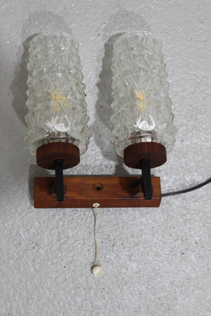 Vintage dubbele wandlamp - hout, glas jaren '60