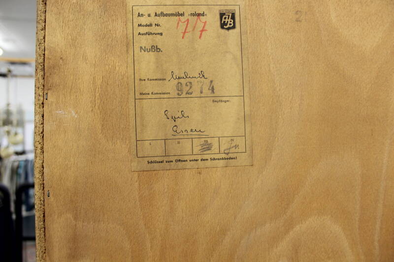 Vintage Kleiderschrank, Kleiderschrank