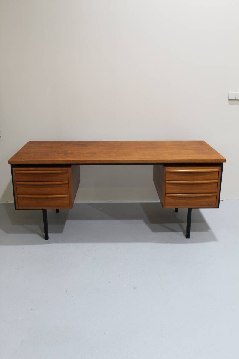 Vintage bureau - teak jaren '60 | 01335