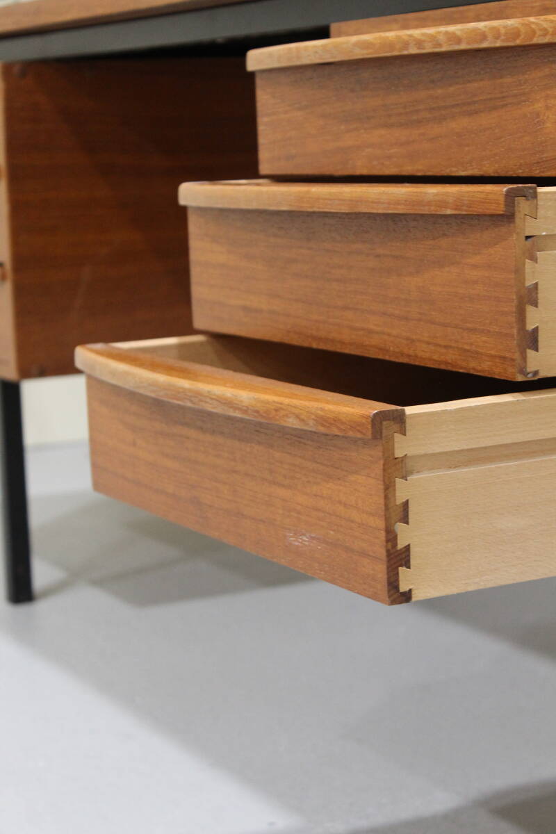 Vintage bureau - teak jaren '60 | 01335