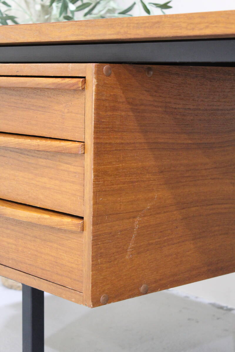 Vintage bureau - teak jaren '60 | 01335