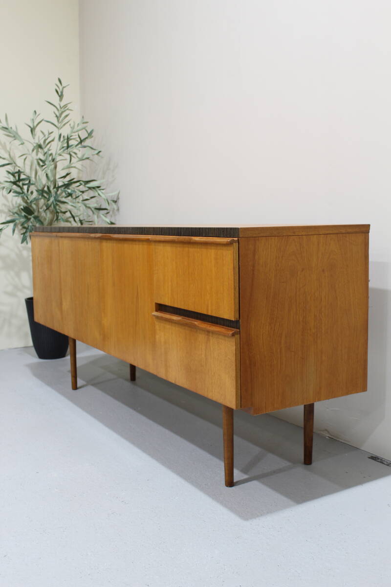 Vintage design sideboard, sideboard - McIntosh | 01372