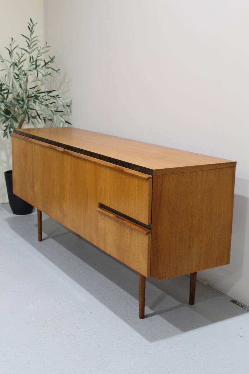 Vintage design sideboard, sideboard - McIntosh | 01372