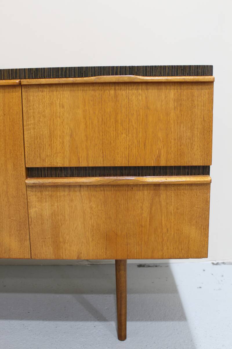 Vintage design sideboard, sideboard - McIntosh | 01372