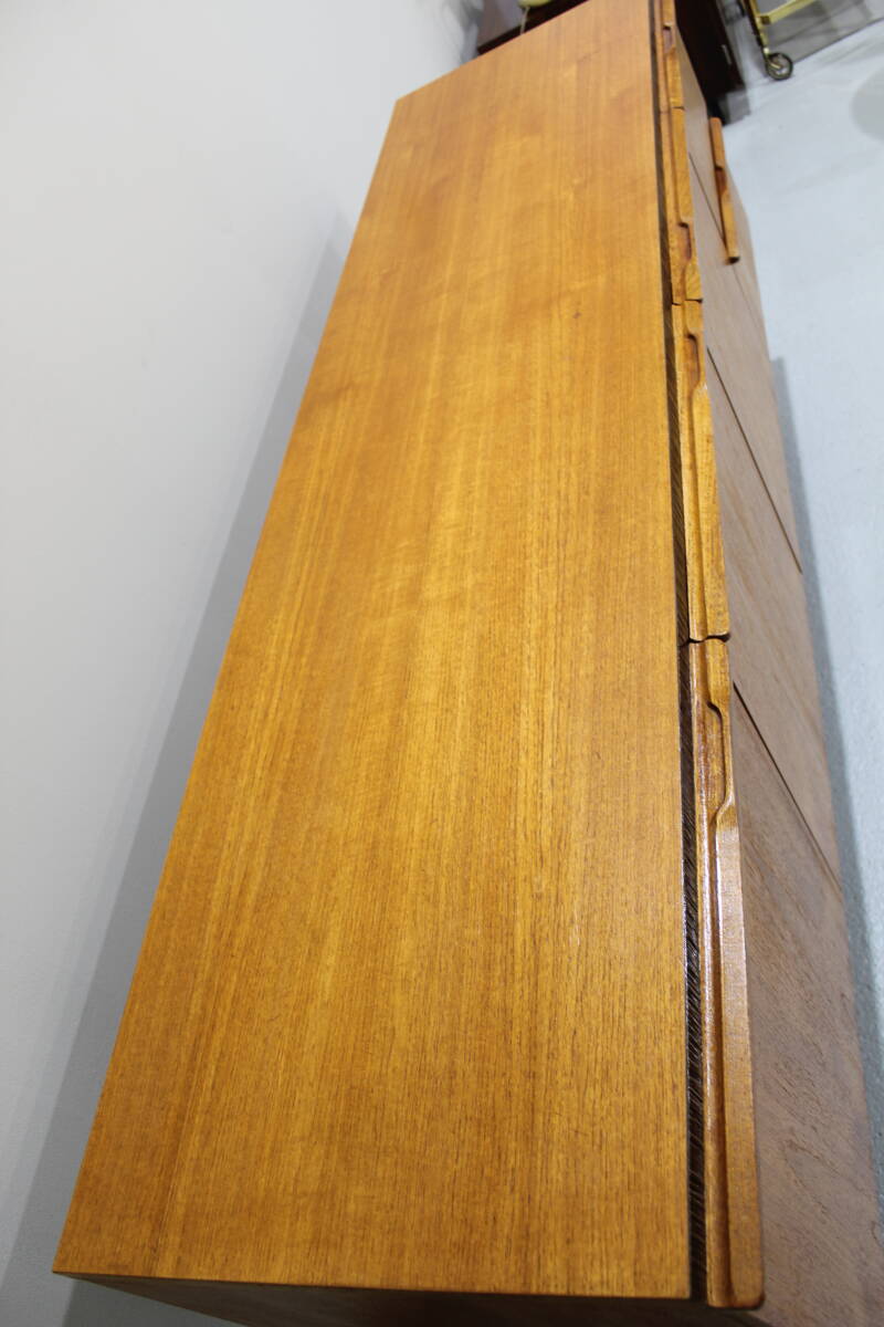 Vintage design sideboard, sideboard - McIntosh | 01372