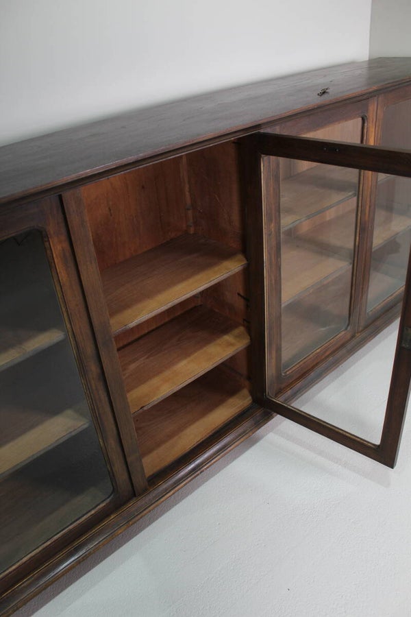 Antike Vitrine, großes Sideboard – Niederländisch-Indien. 1920er - 1930er Jahre | 01405