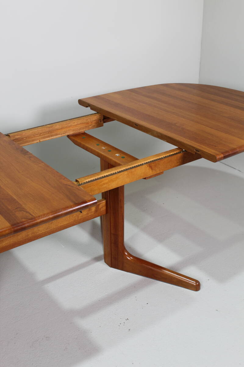 Vintage uitschuifbare eettafel, Deens design - ovaal, jaren '60 | 01449