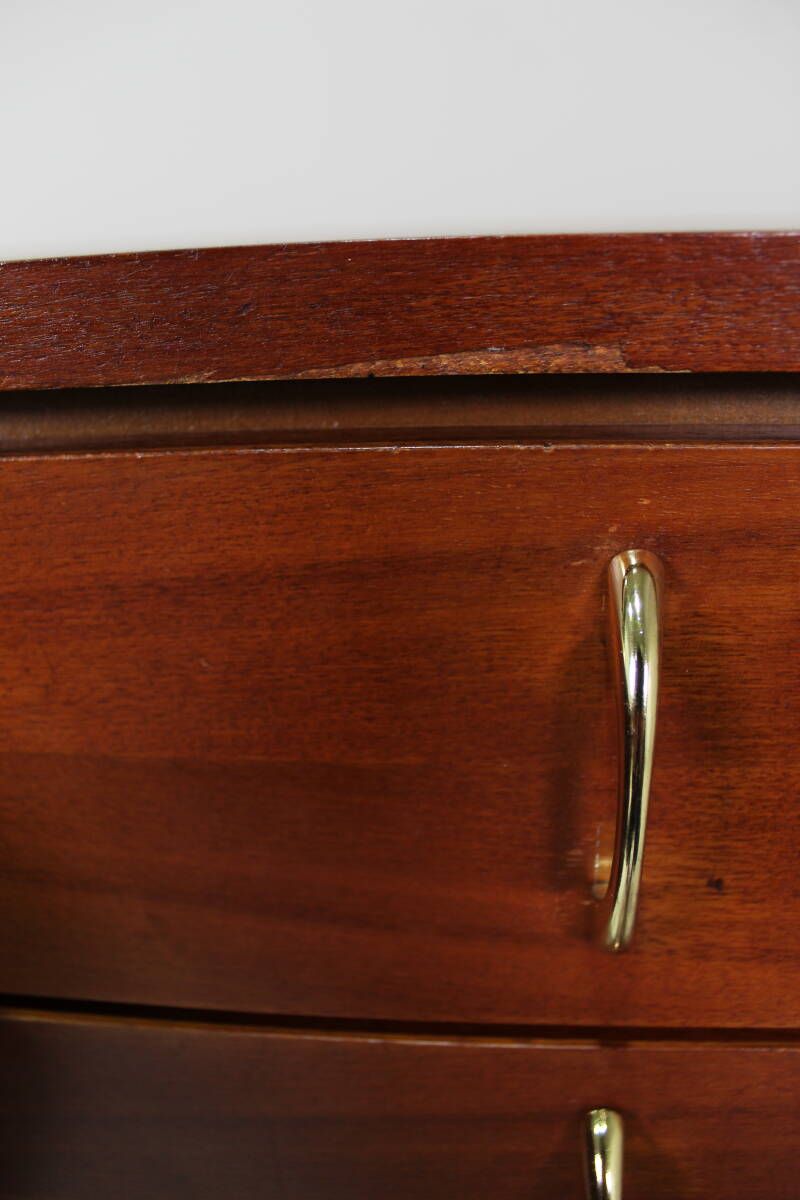 Vintage Sideboard - 70er Jahre, goldene Griffe