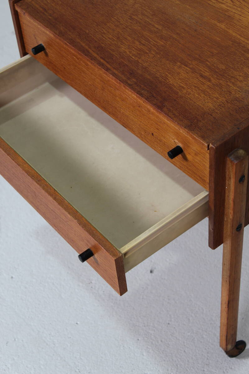 Vintage Nähschrank, Nachttisch, Beistelltisch - 1960er Jahre