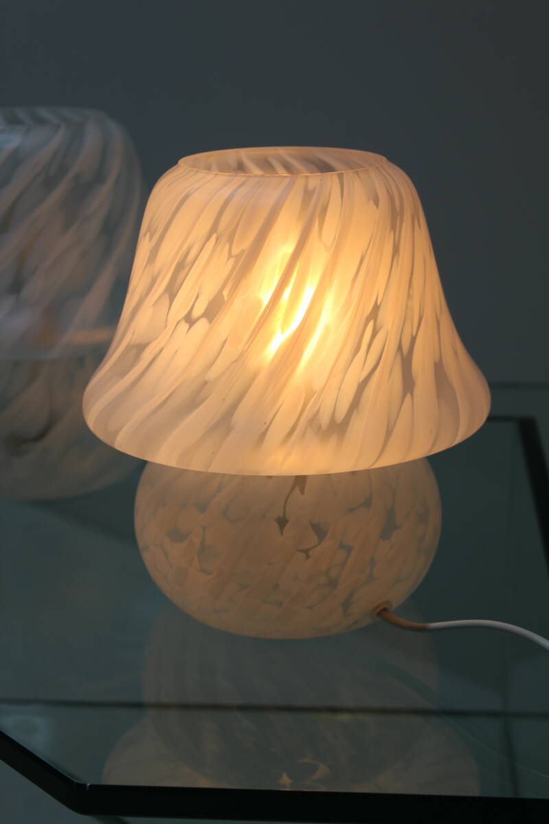 Vintage Mushroom lamp - Hustad Leuchte, wit glas, jaren '70 | 01482