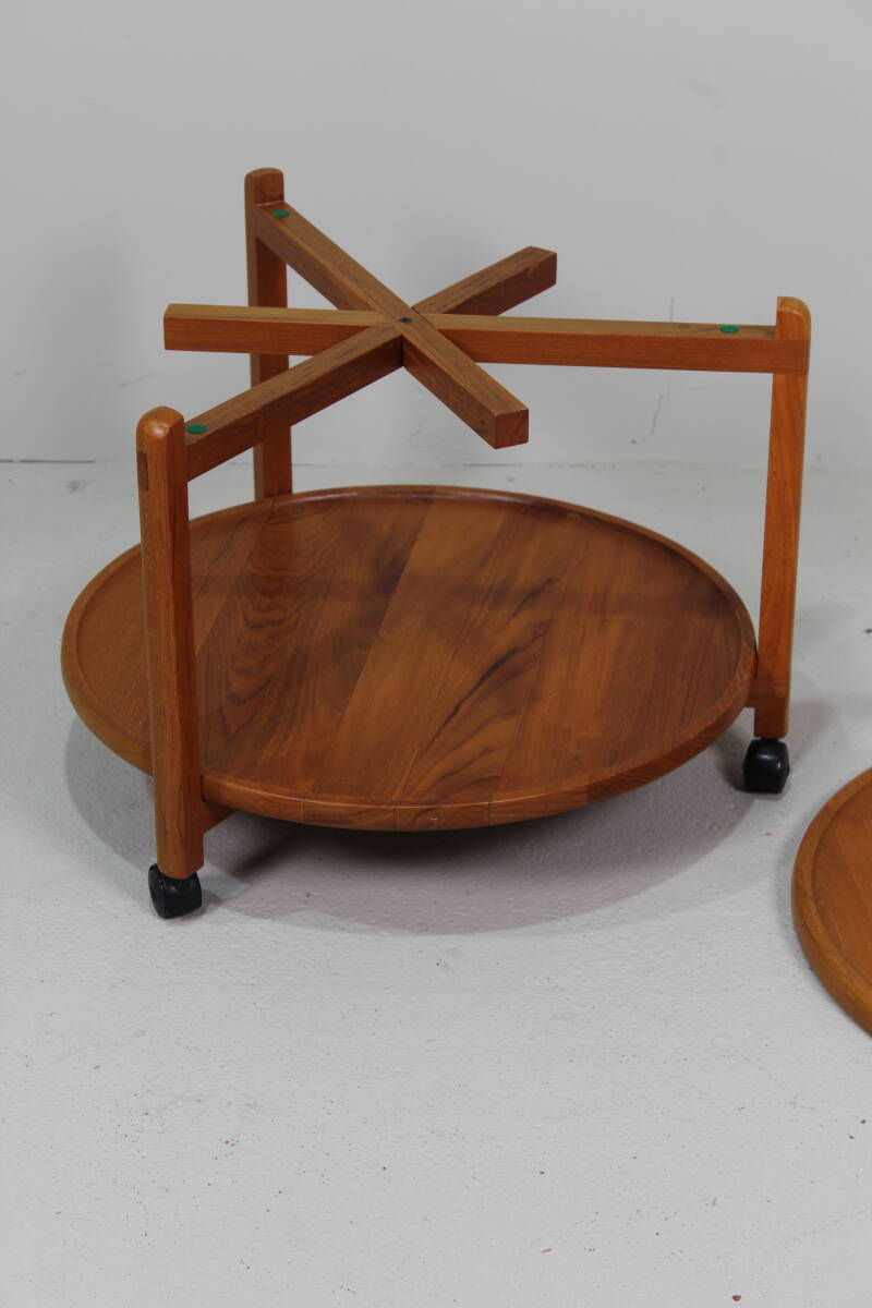 Servierwagen im Vintage-Design im dänischen Stil – massives Teakholz, 1960er Jahre | 01536