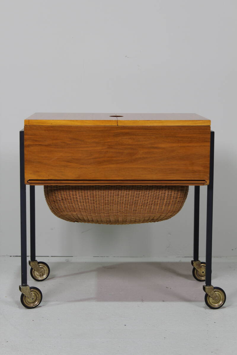 Vintage Zweeds naaikastje, bijzettafel | 01533