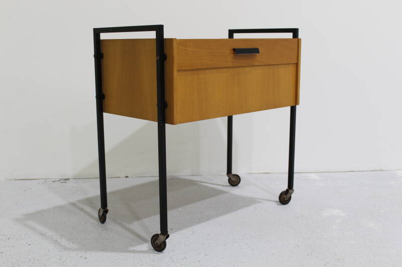 Vintage naaikastje, nachtkastje, bijzettafel - jaren '60 | 00982