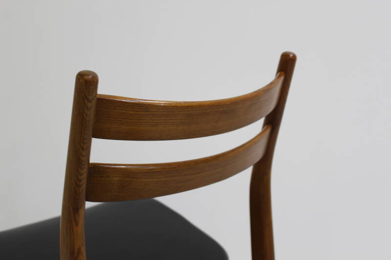 Vintage dining chair - teak, black leatherette 1960s | 01043